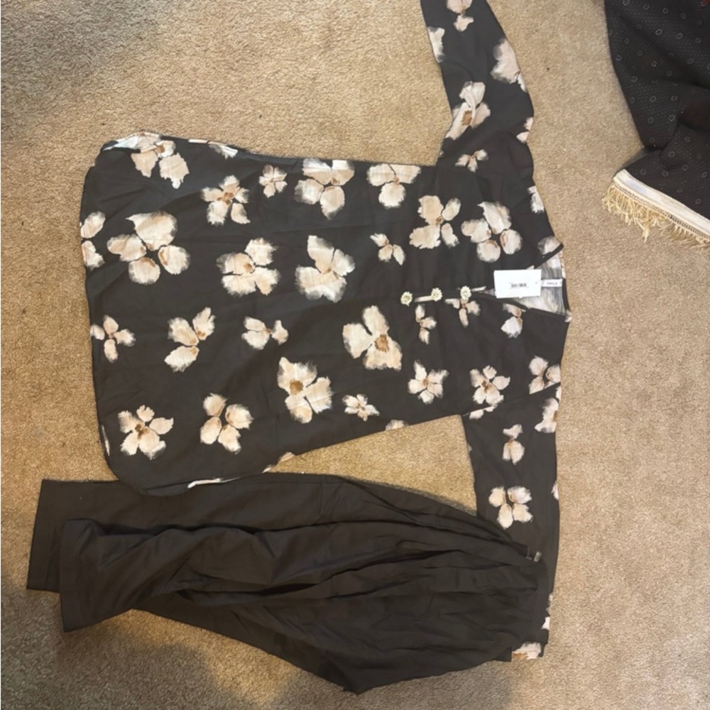 Floral Black and Cream Dress ethnic Pakistani set sz small